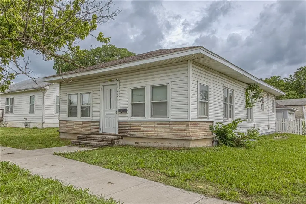 602 N Grand ST, Pittsburg, KS 66762
