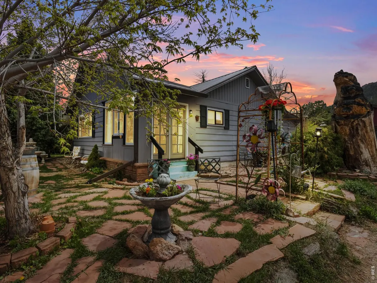 241 South, Estes Park, CO 80517
