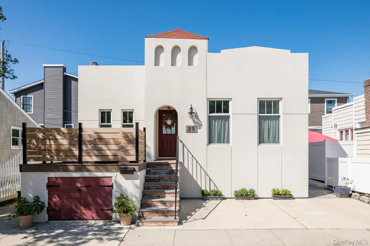 29 Barnes ST, Long Beach, NY 11561