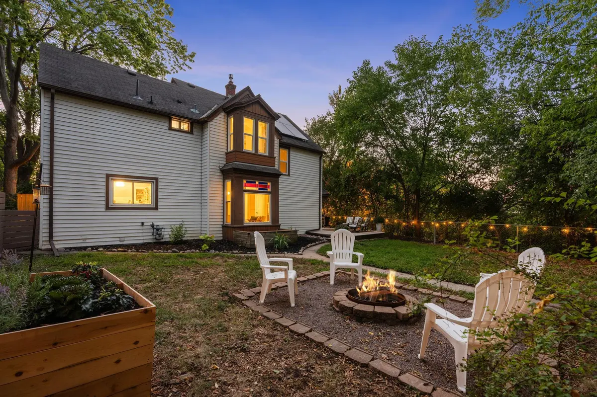 629 Hall AVE, Saint Paul, MN 55107