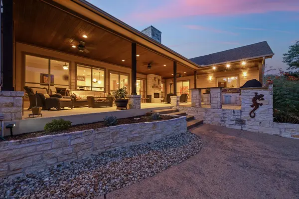 20204 Auger CV, Spicewood, TX 78669