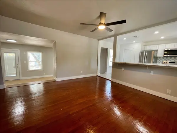 1109 Brentwood ST #A, Austin, TX 78757