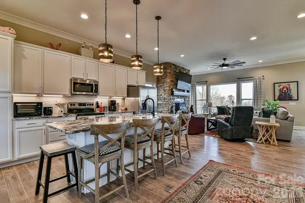 1914 Catawba Falls Pkwy, Black Mountain, NC 28711