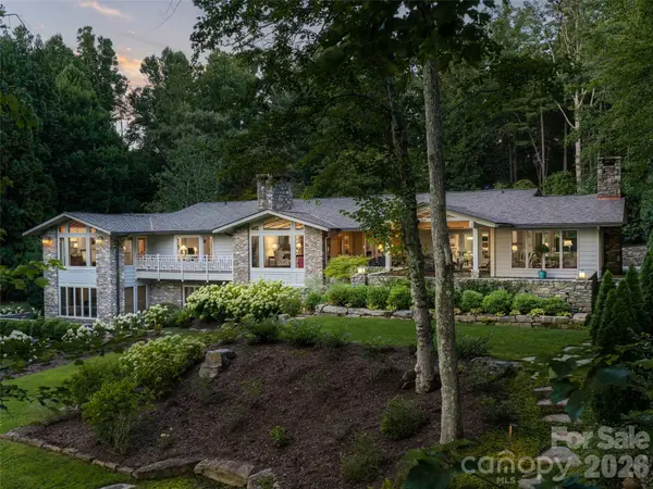 17 Amherst RD, Biltmore Forest, NC 28803