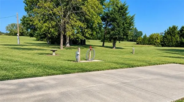 31480 Metcalf RD, Louisburg, KS 66053