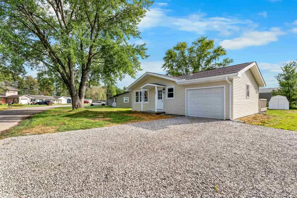162 N East ST, Crothersville, IN 47229