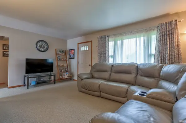 1161 Green Acres ST, Richland, IN 47634-9018