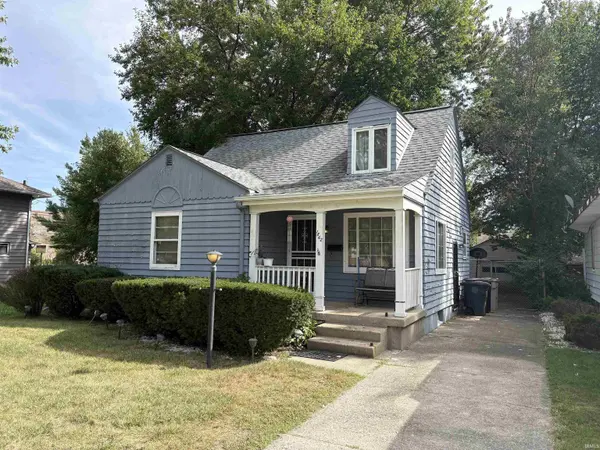 1862 N Brookfield ST, South Bend, IN 46628-3221