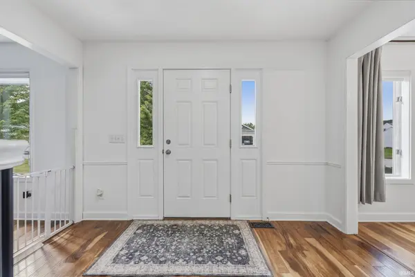 7832 Hidden Hills PL, Fort Wayne, IN 46825-3546