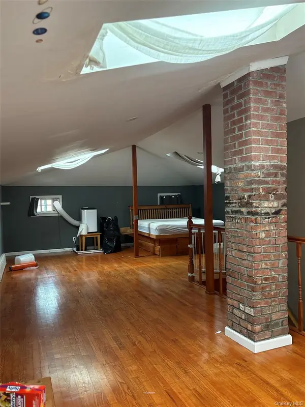 2907 119th ST, Flushing, NY 11354