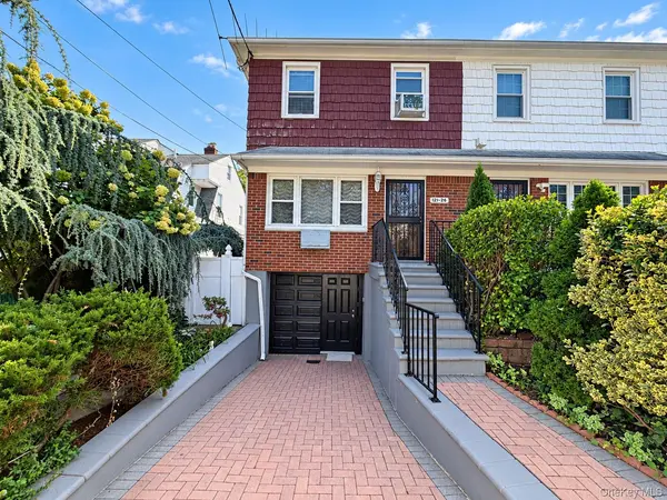 12126 7th AVE, College Point, NY 11356