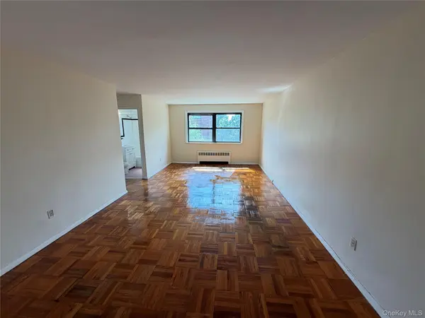 25 SHADY GLEN CT #3B, New Rochelle, NY 10805