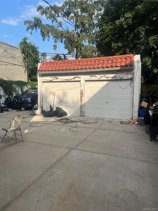 134-11 Francis Lewis Blvd BLVD, Laurelton, NY 11413