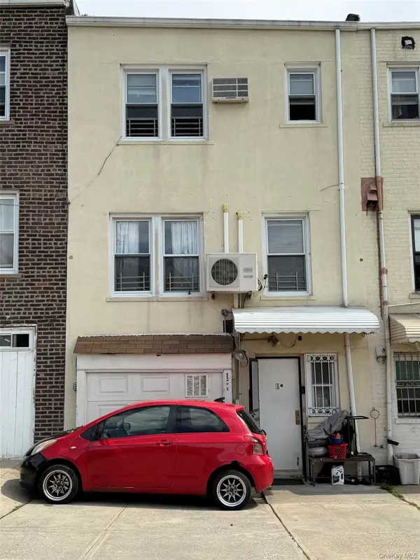 53-08 66th ST, Maspeth, NY 11378