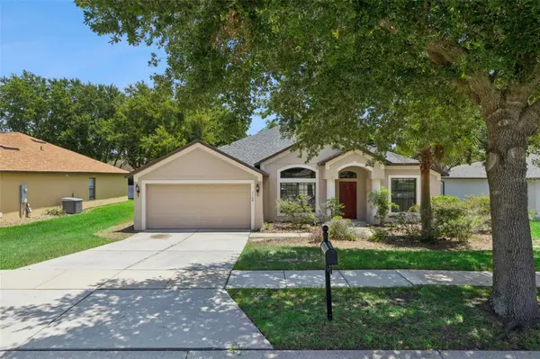 1106 NATURAL OAKS DR, Orange City, FL 32763
