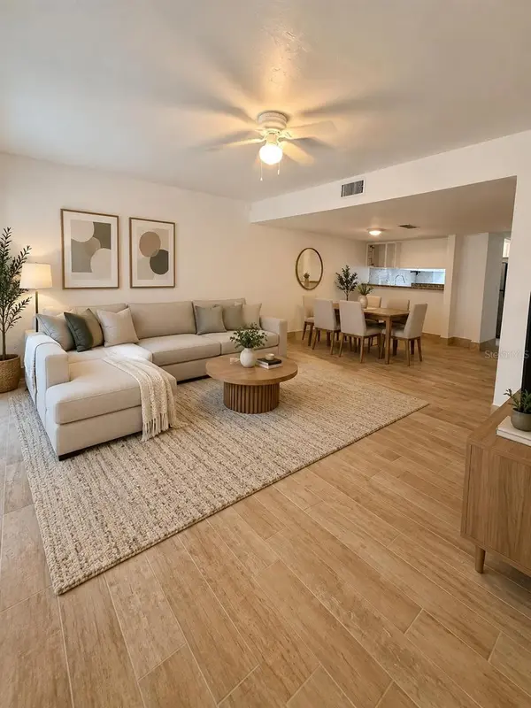 1836 N CRYSTAL LAKE DR #20, Lakeland, FL 33801