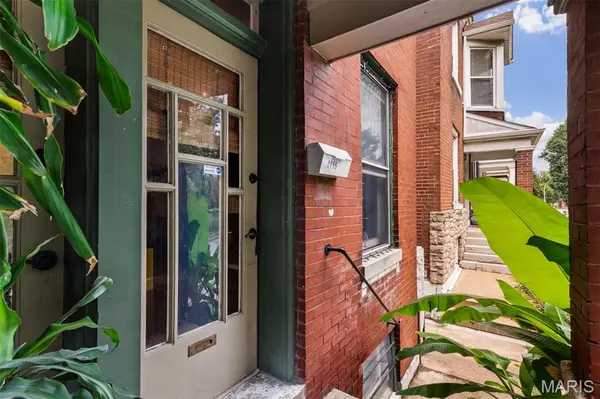 4455 Nebraska AVE, St Louis, MO 63111