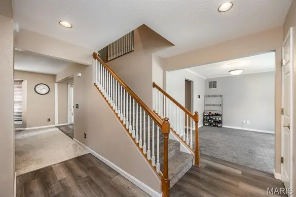 1236 Larkspur DR, Mascoutah, IL 62258
