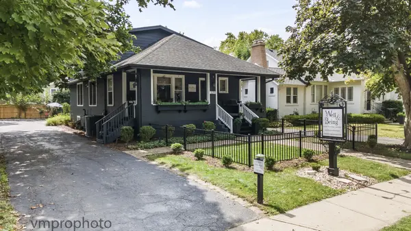 329 W Main ST, Barrington, IL 60010