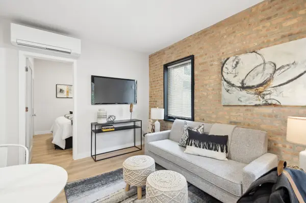 2111 W Augusta BLVD #1E, Chicago, IL 60622