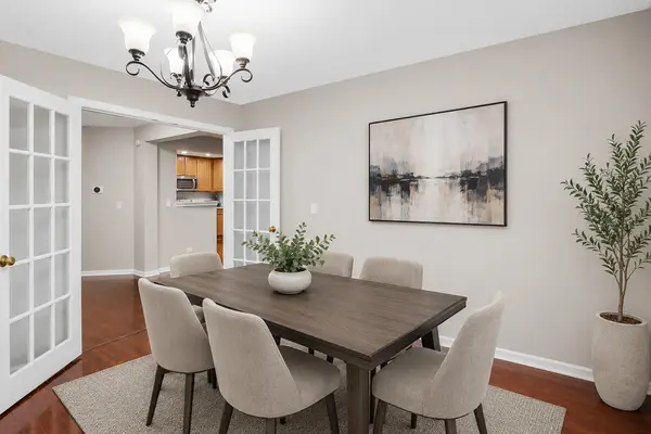 3250 Cool Springs CT #3250, Naperville, IL 60564