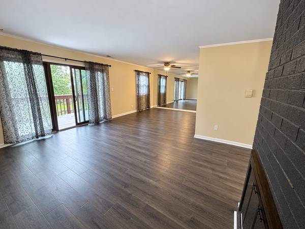 3710 215th ST #303, Matteson, IL 60443