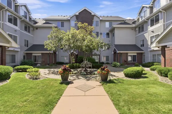 7440 Edinborough WAY #4314, Edina, MN 55435