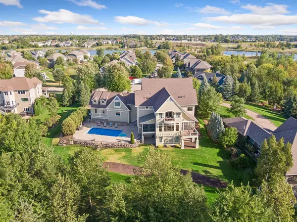 3649 Lerive WAY, Chaska, MN 55318