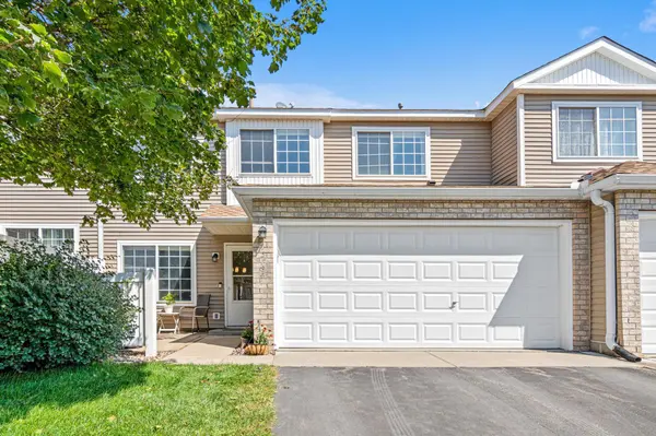 15784 Flackwood TRL #95, Apple Valley, MN 55124