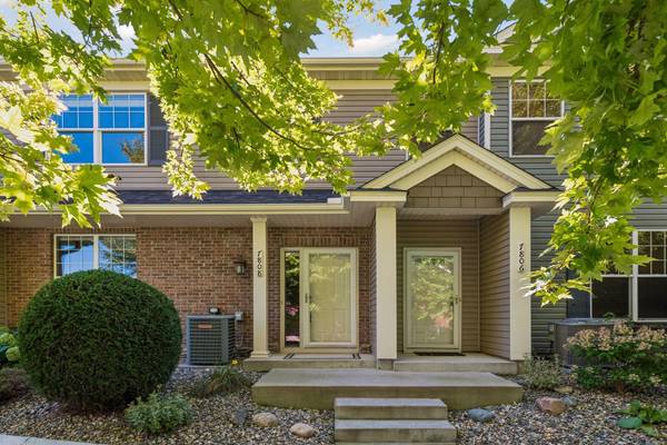 7808 Madelyn Creek DR, Victoria, MN 55386