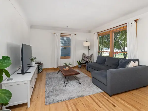 1750 Field AVE, Saint Paul, MN 55116