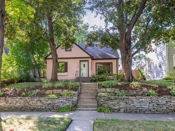 1750 Field AVE, Saint Paul, MN 55116