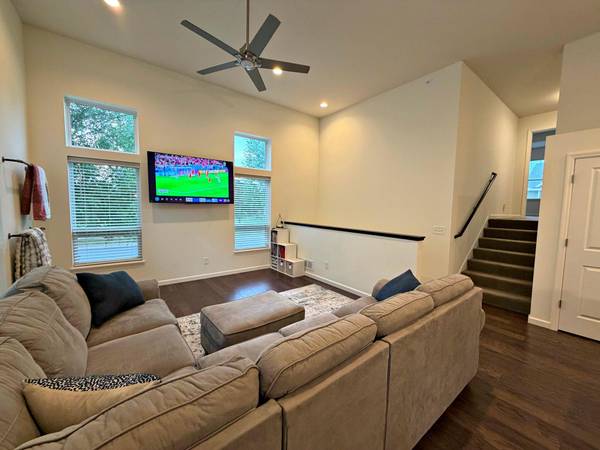 13349 Bronze Pkwy, Rosemount, MN 55068