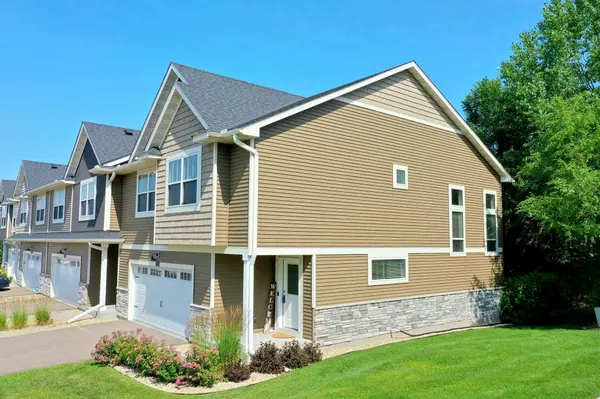 13349 Bronze Pkwy, Rosemount, MN 55068