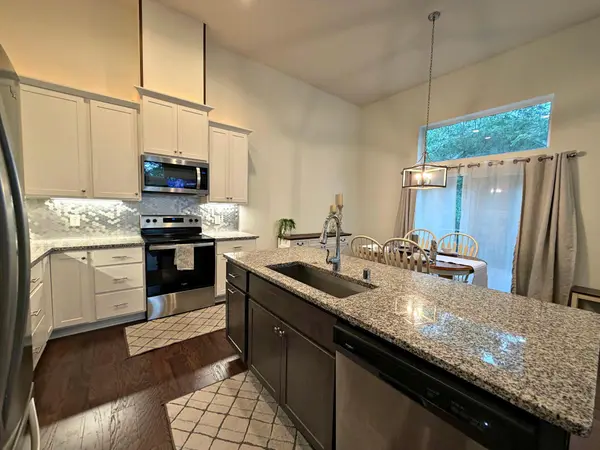 13349 Bronze Pkwy, Rosemount, MN 55068