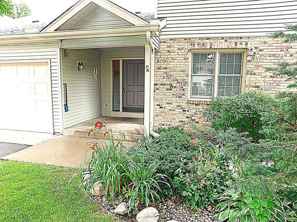 4293 Oakmede LN #46C, White Bear Lake, MN 55110