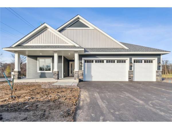 6350 Goodwin LN, Wyoming, MN 55092