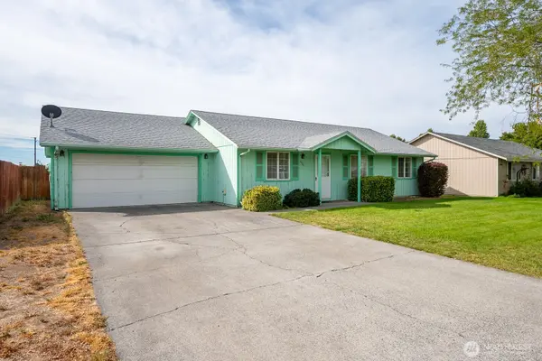 1204 E Hayden DR, Moses Lake, WA 98837