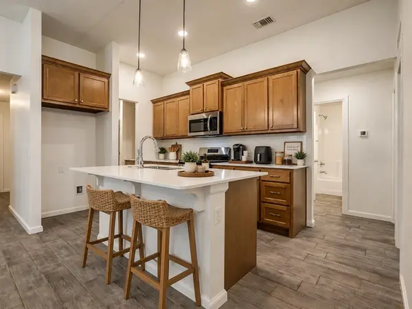 10525 NW 32nd ST, Yukon, OK 73099