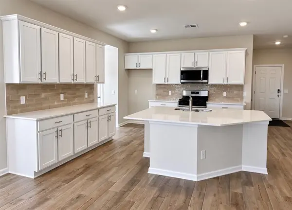 1236 Mahogany LN, Piedmont, OK 73078
