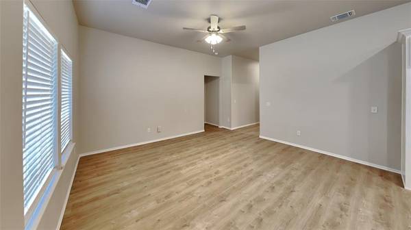 12700 Elba DR, Yukon, OK 73099