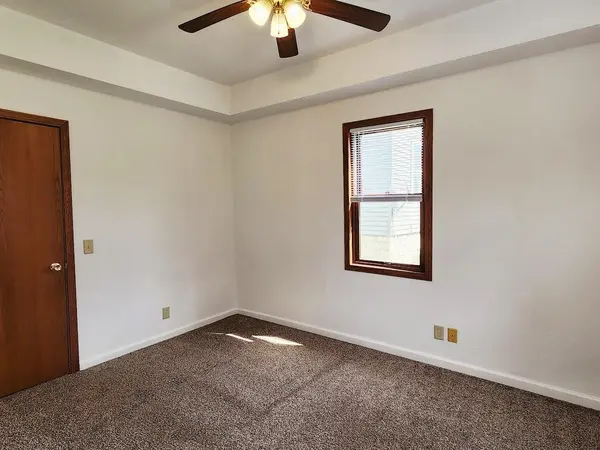 437 THOMAS ST, Fond Du Lac, WI 54935-3152
