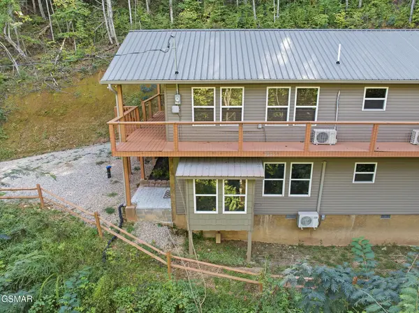 2912 Kettle Creek Way, Sevierville, TN 37876