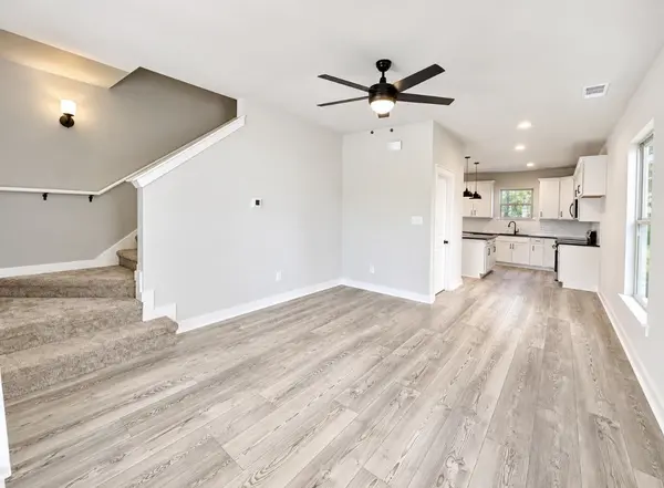 110 Florence Cove, Burns, TN 37029