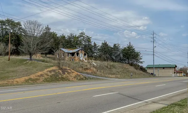 1170 Wears Valley Road, Pigeon Forge, TN 37863
