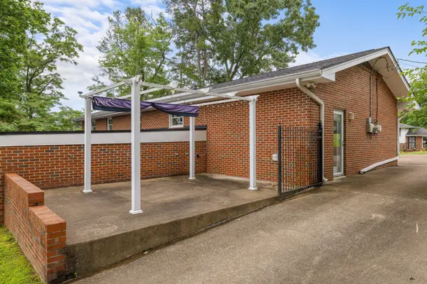 3443 Shadowlawn Drive, Chattanooga, TN 37412