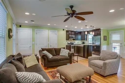 407 Hilltop Dr, Columbia, TN 38401