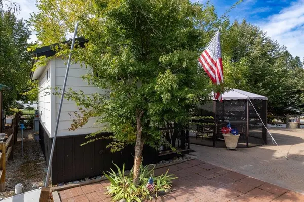 91 Pathfinder Ln #169, Usk, WA 99180