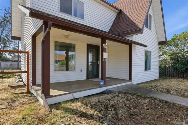 1712 E Queen Ave, Spokane, WA 99207