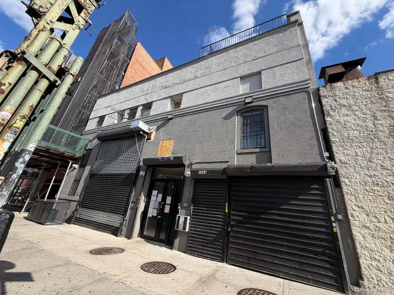 1086 Myrtle AVE, Brooklyn, NY 11206